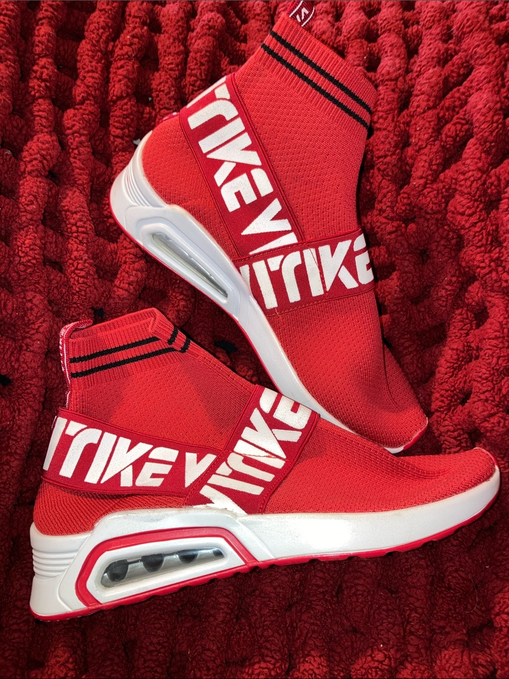 Red Slip-On Sock-Style Vitike Knit Sneakers with Logo Strap